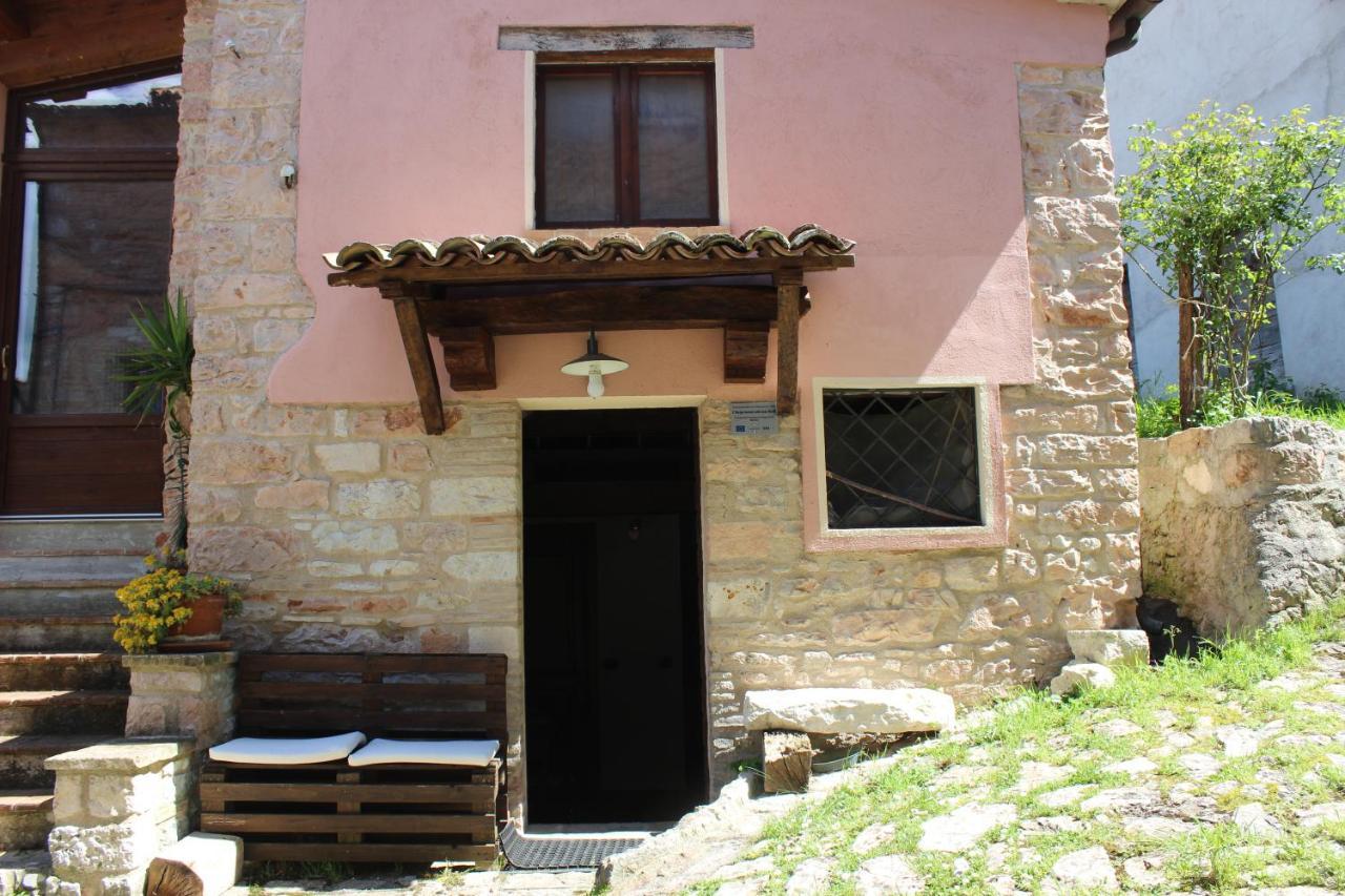 Cardella Farm stay *